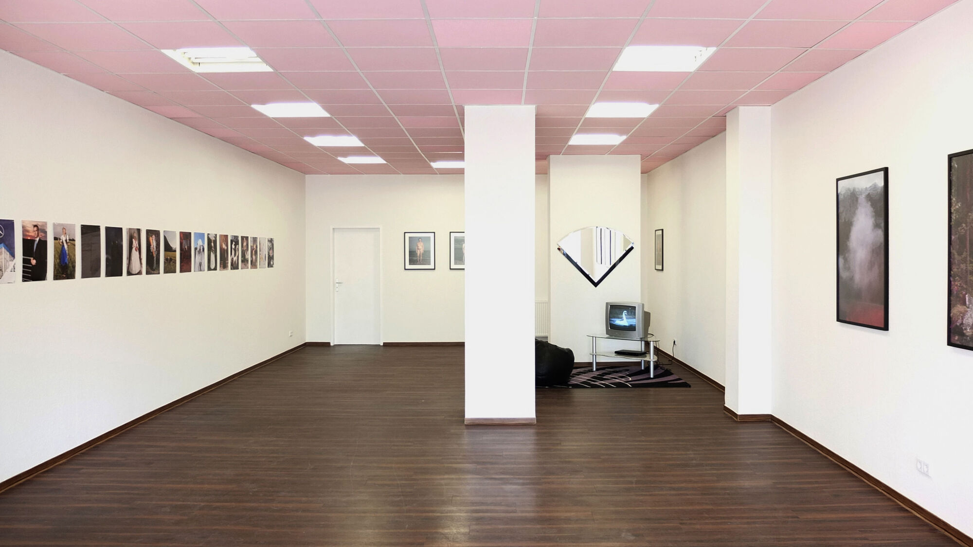 Ausstellungsansicht in der Galerie Stephanie Kelly.