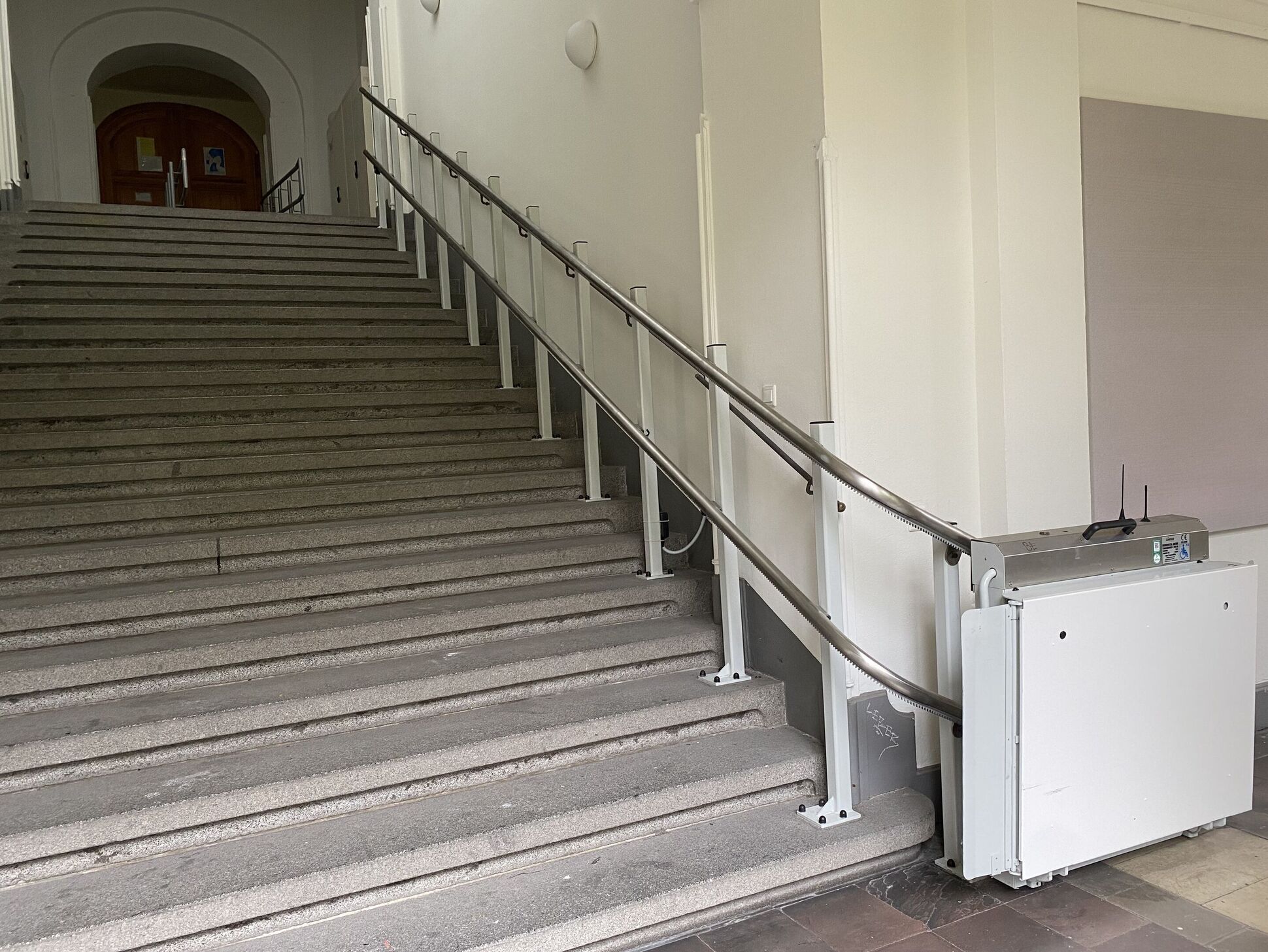 Rampe zum Aktsaal, Brühlsche Terrasse