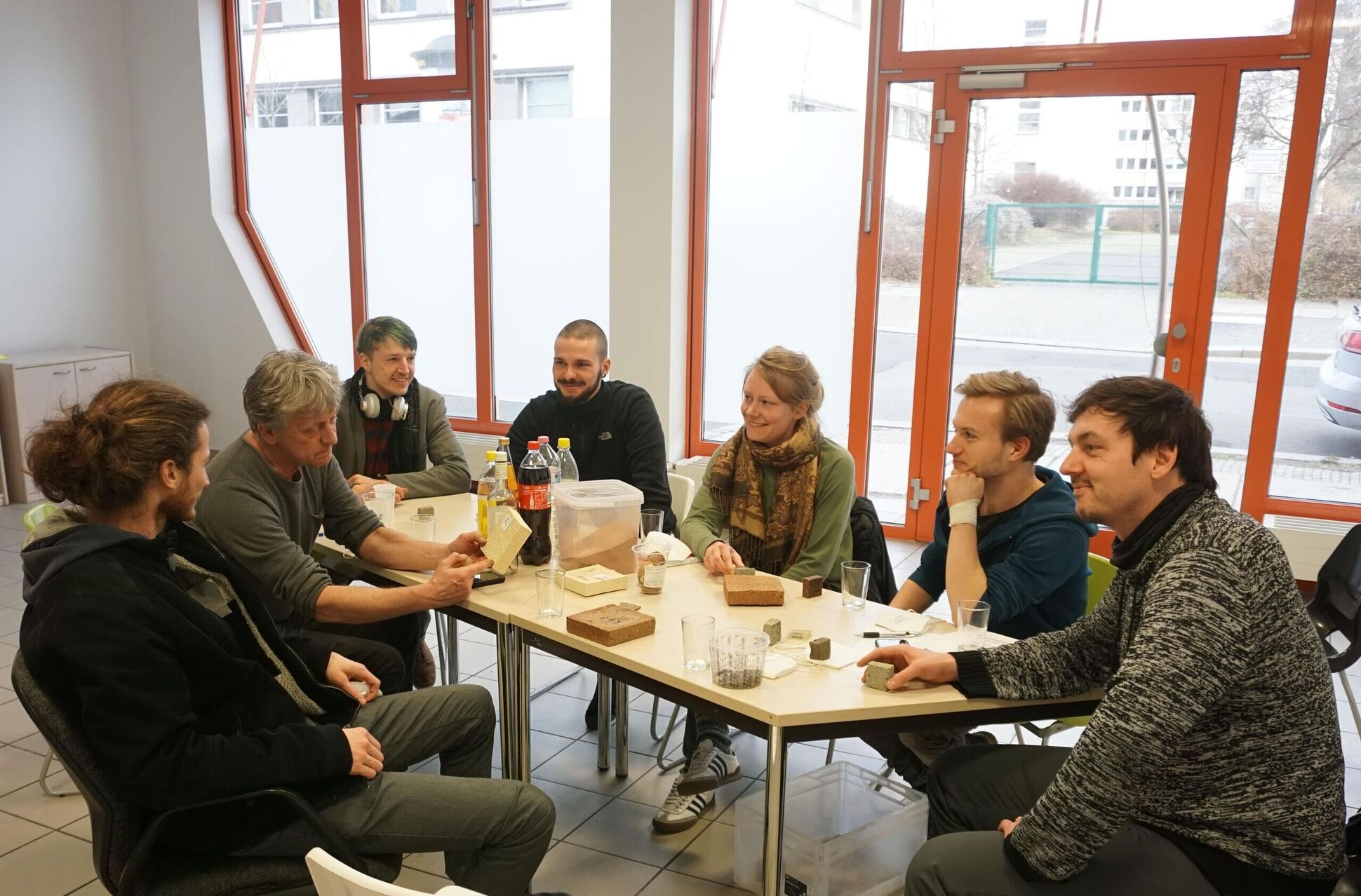 Team des Forschungsprojektes im Meeting