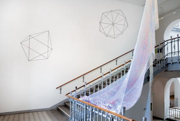 Ausstellungsansicht Leichter als Luft