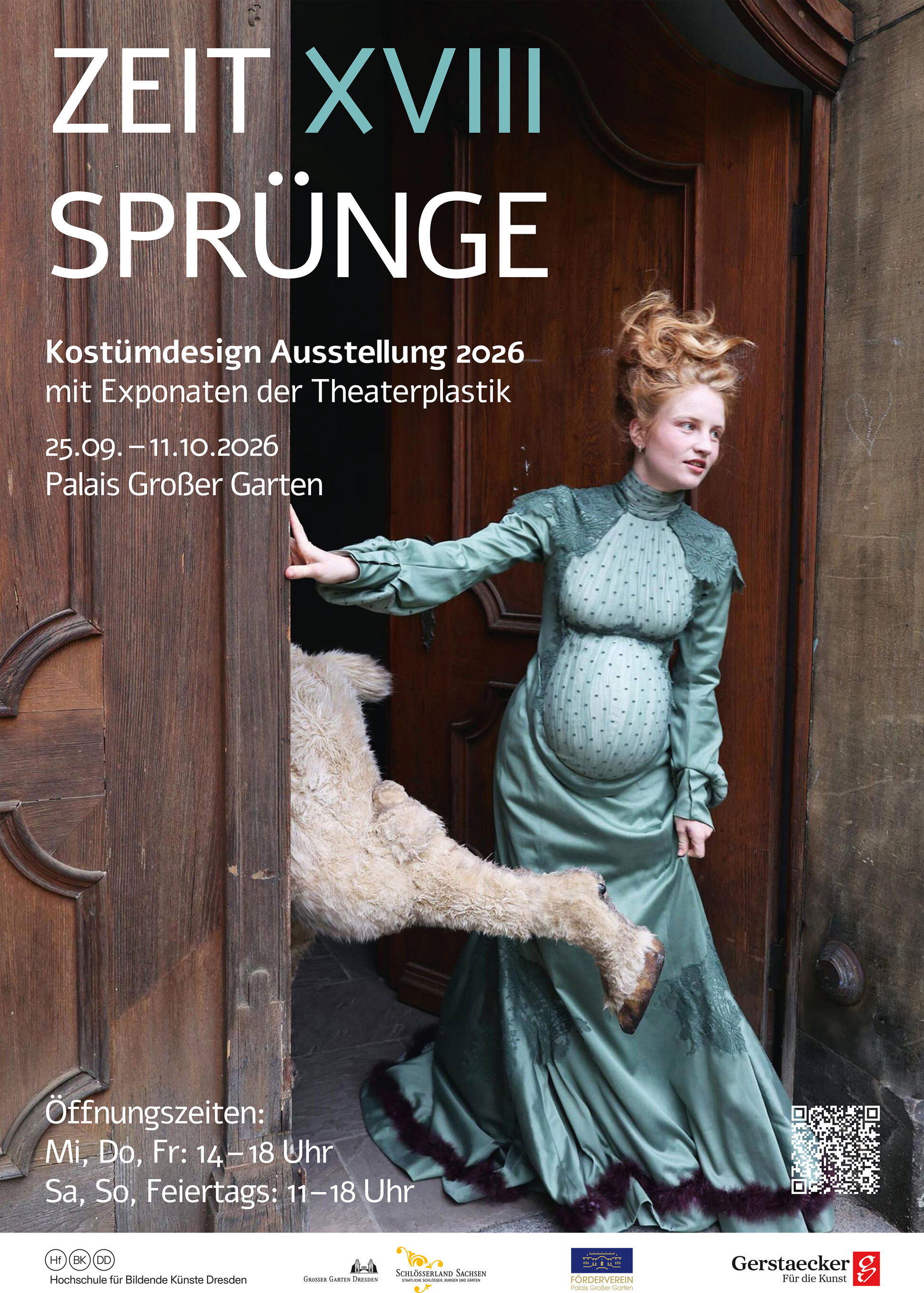 Frau in historischem Kostüm