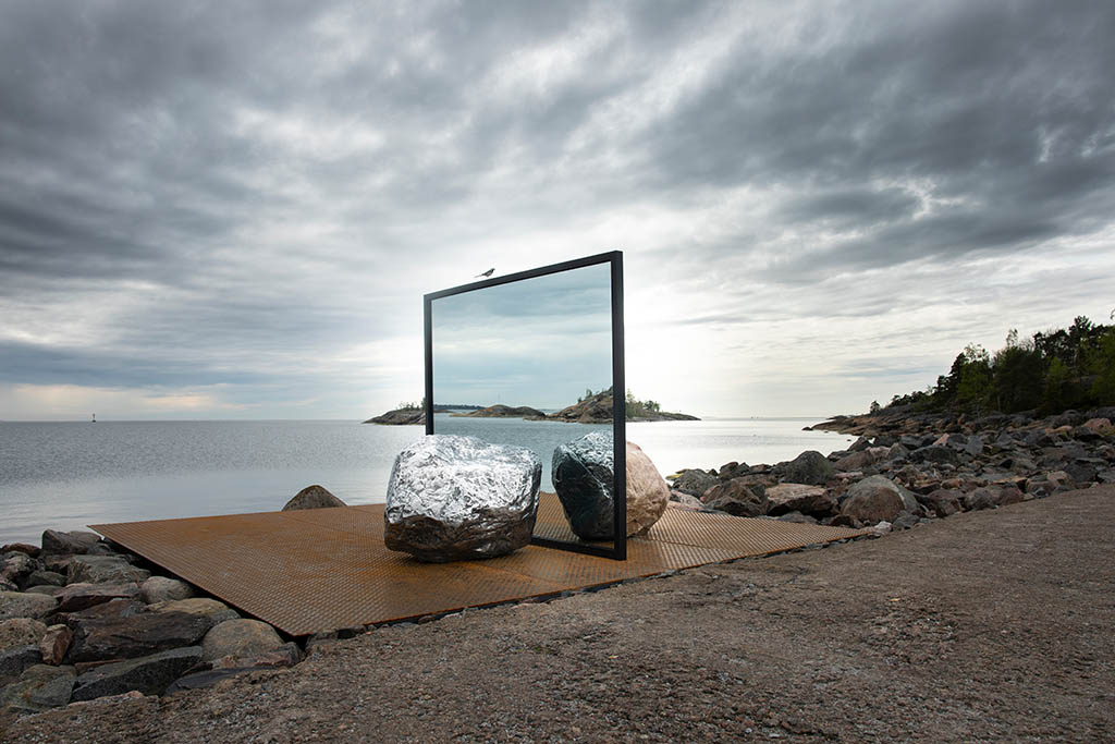 Alicja Kwade Big Be-Hide, 2019