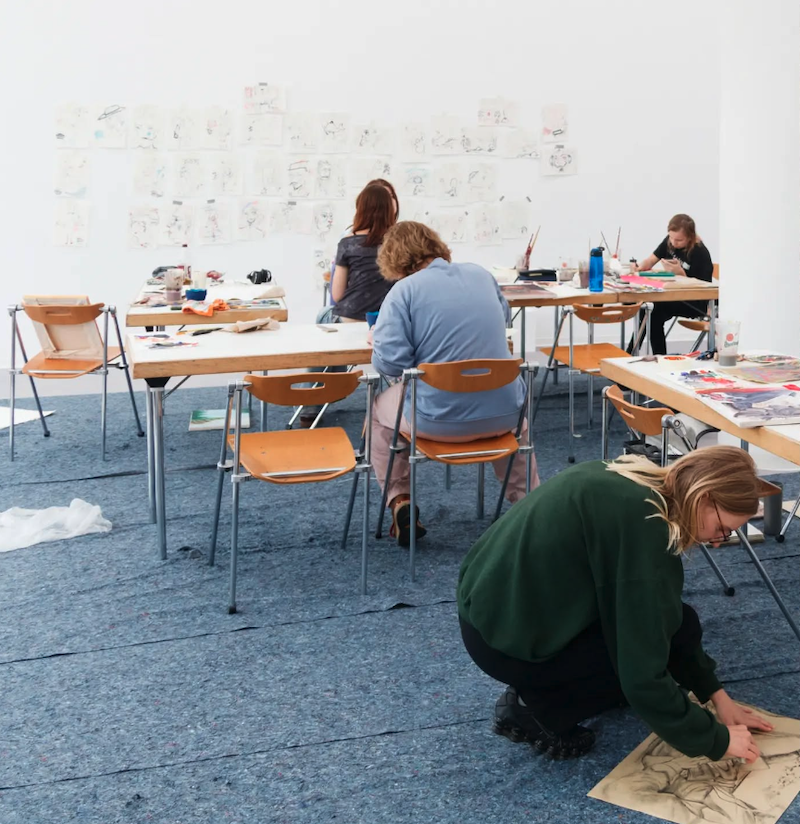 Schüler und Schülerinnen beim D_Art Workshop